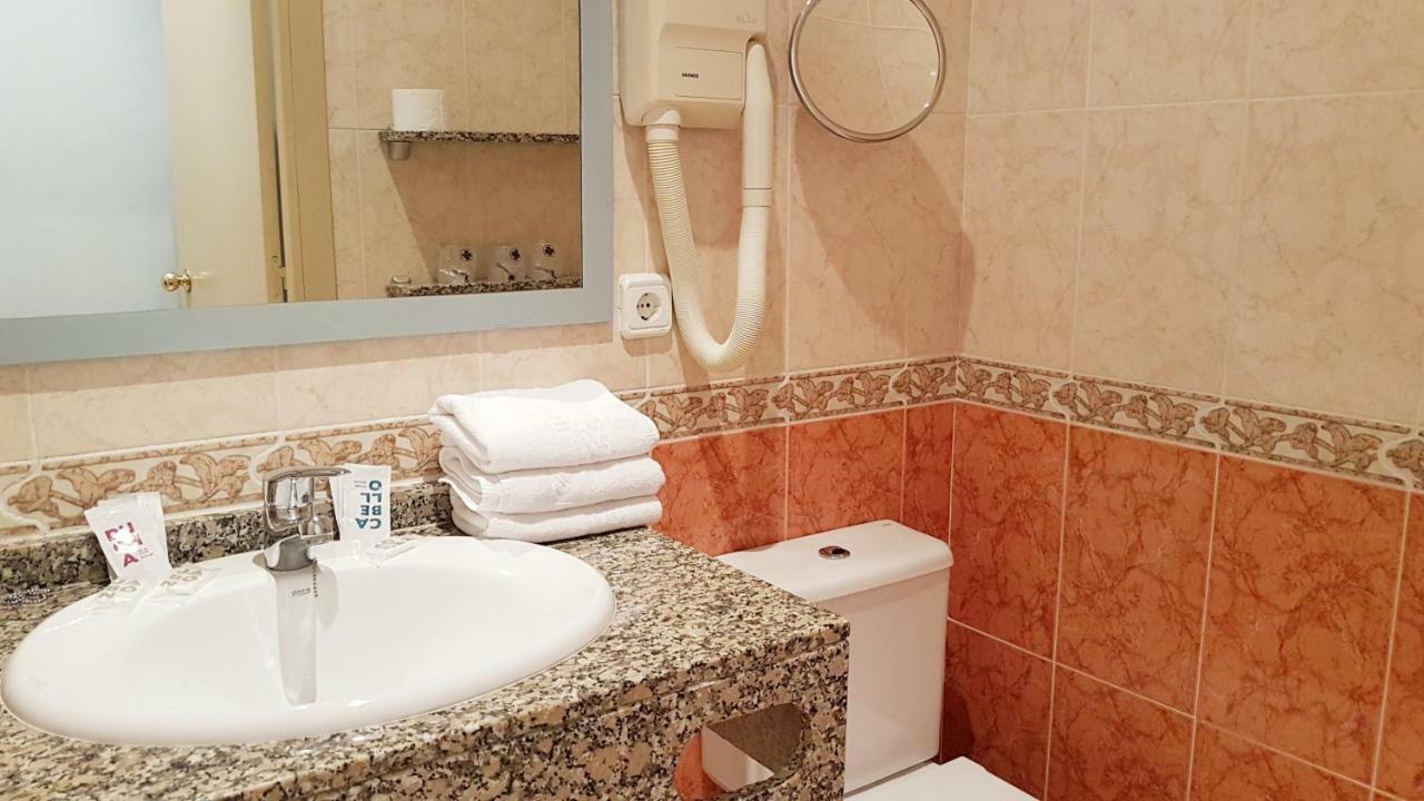 Hotel Piccadilly Sitges Exteriér fotografie